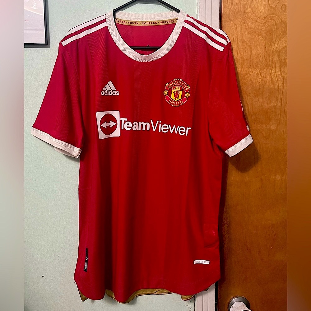 Adidas AeroReady Manchester
United 2021/2022 Authentic Soccer
Jersey